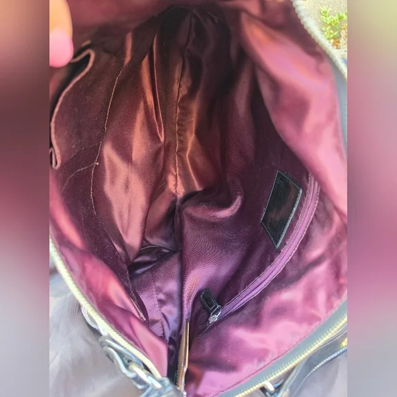 Coach Poppy Metallic Signature Tote Bag. - Picture 9 of 16